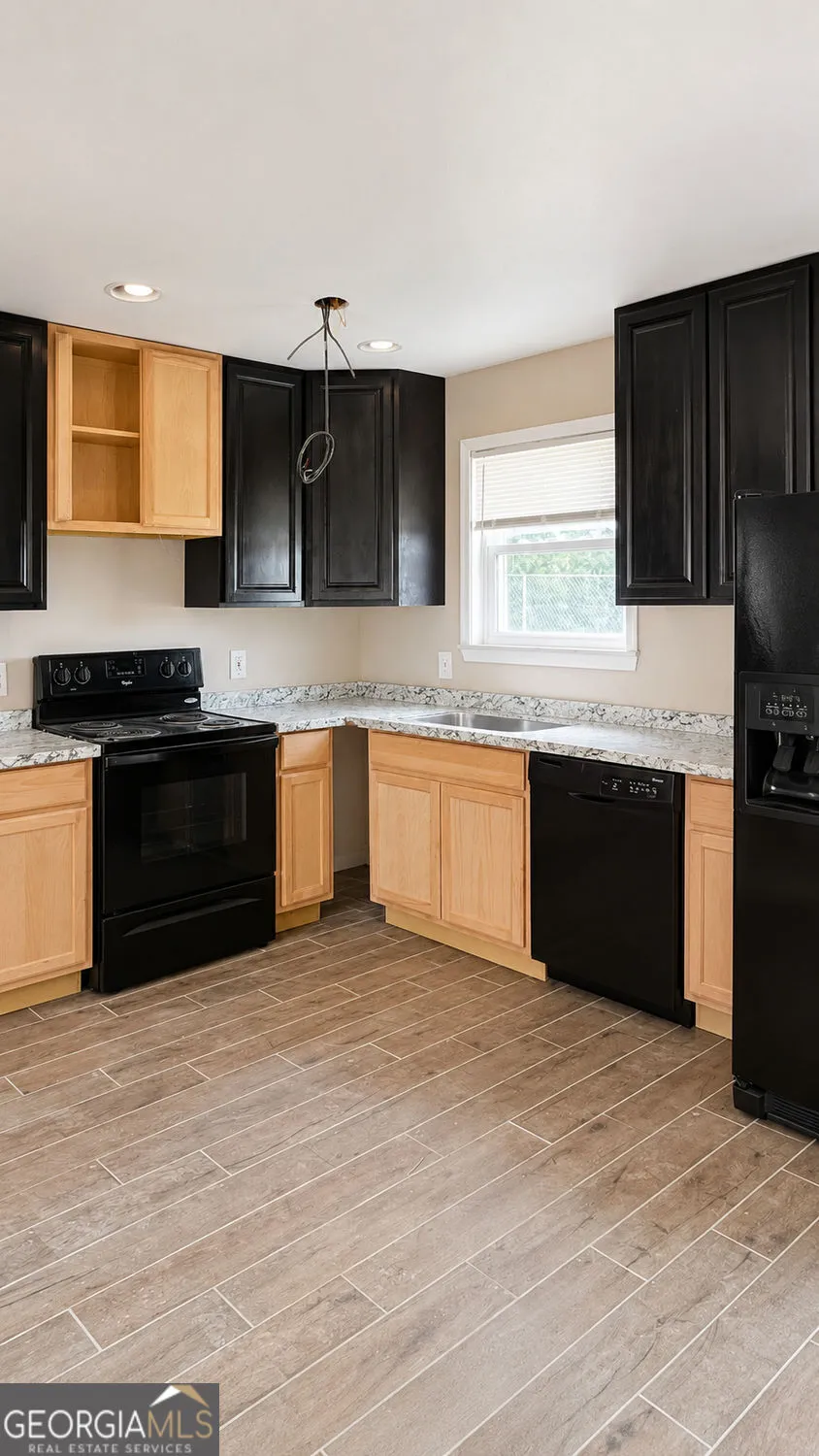 156 E Geer ST Colquitt, GA 39837