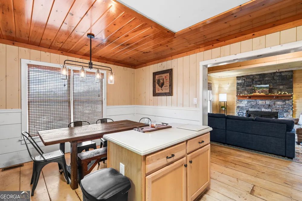 726 Gage DR Hiawassee, GA 30546