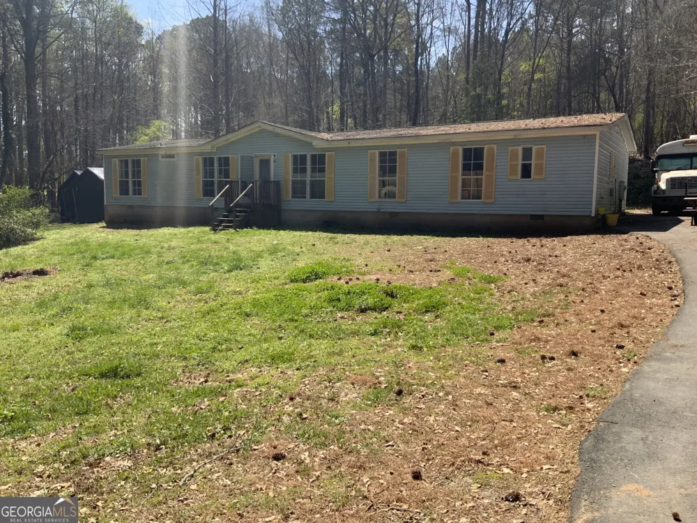 4370 Atha CIR Loganville, GA 30052