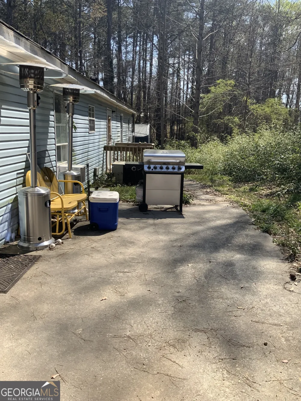 4370 Atha CIR Loganville, GA 30052