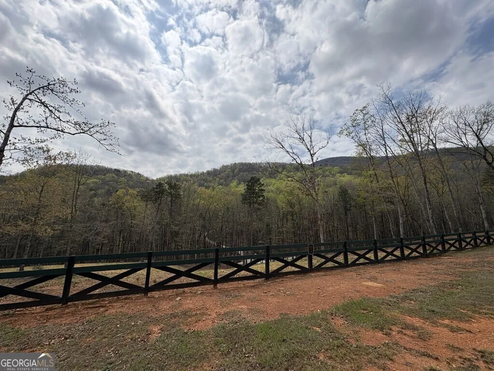 21 Yonah Lake DR Sautee Nacoochee, GA 30571
