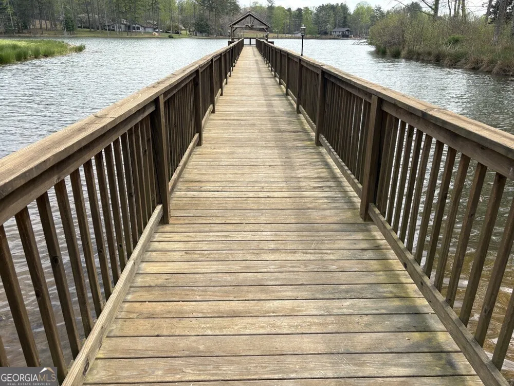 21 Yonah Lake DR Sautee Nacoochee, GA 30571