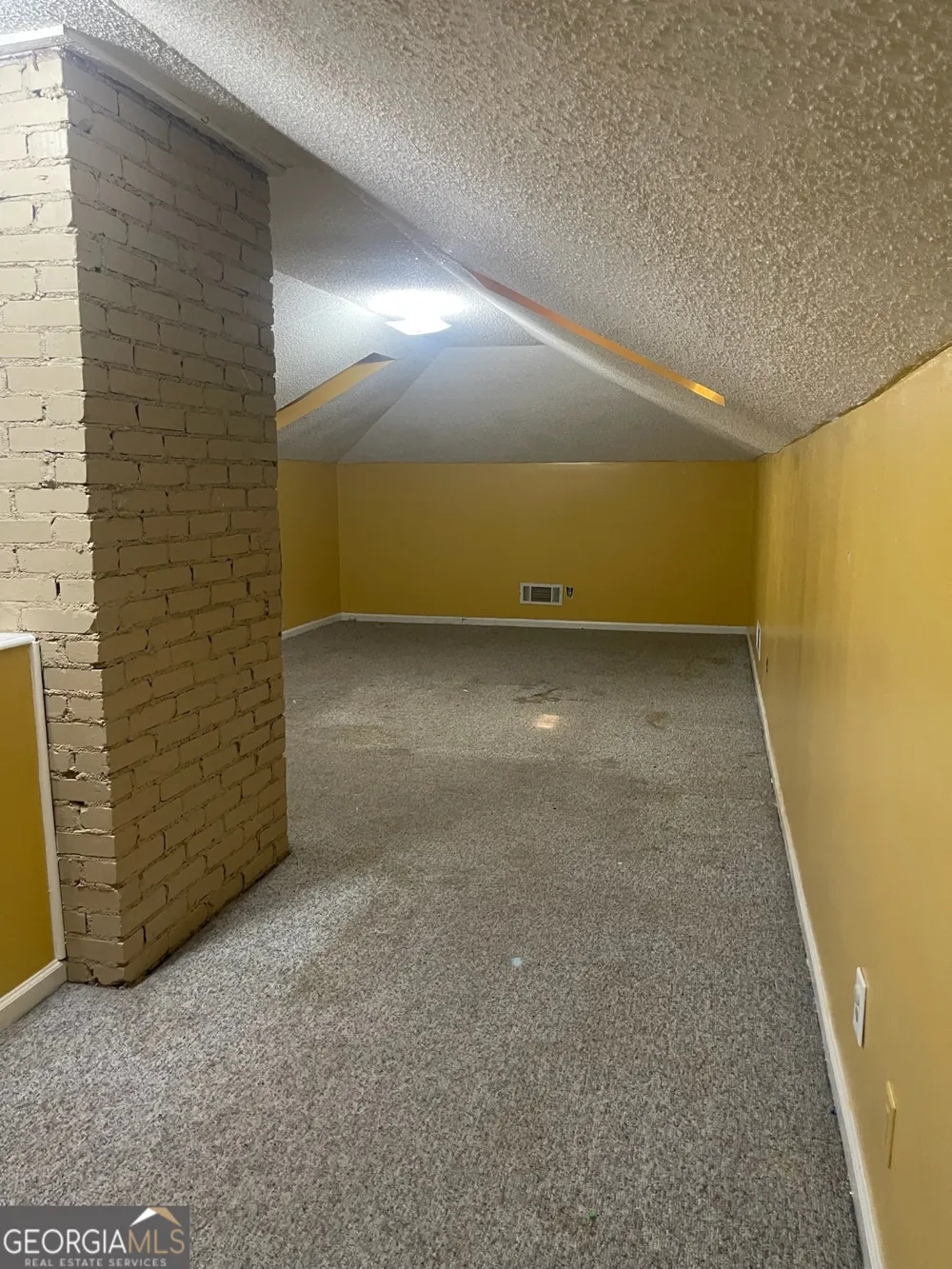 5205 23RD Boulevard Valley, AL 36854