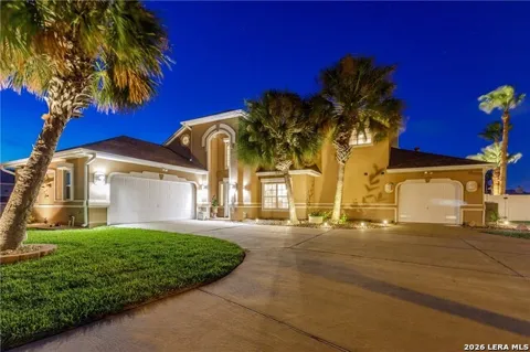 13766 Hawksnest Bay