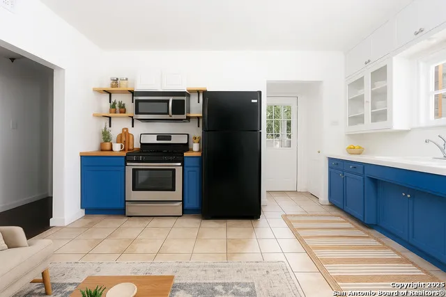 616 W Craig Pl San Antonio, TX 78212