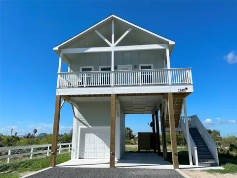 1059 Shady Lane