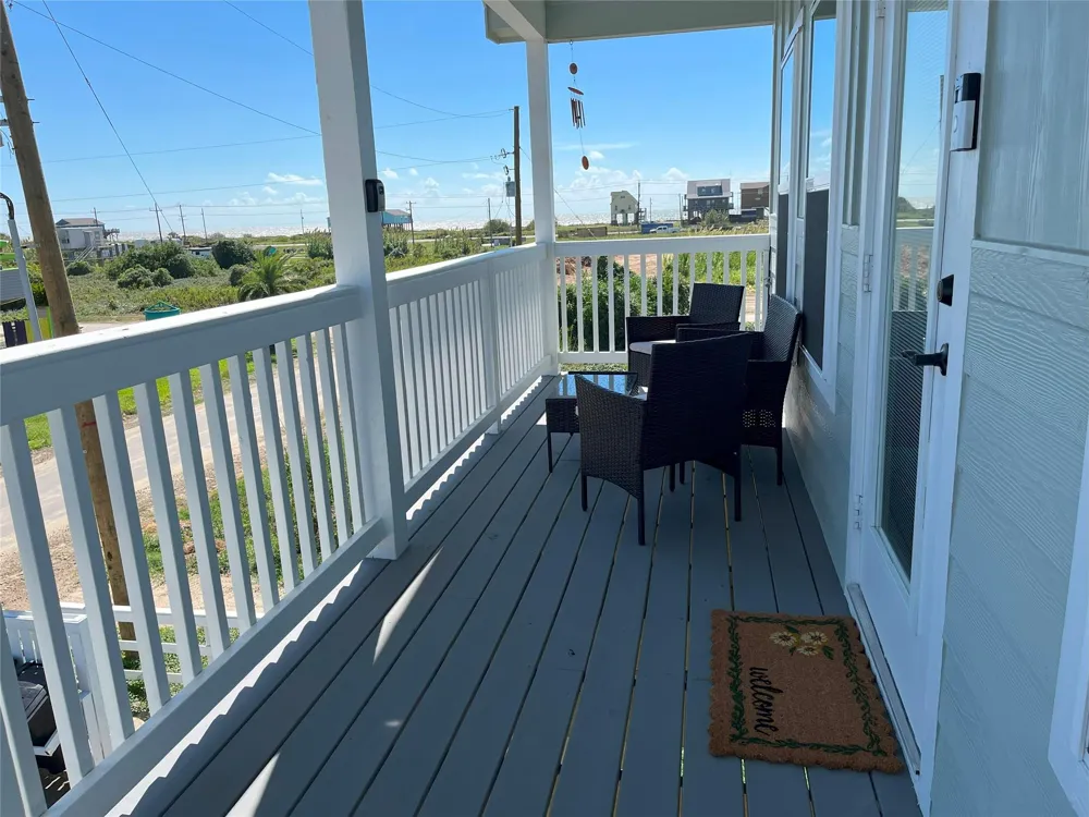 1059 Shady Lane Gilchrist, TX 77617