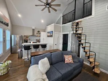 1059 Shady Lane Gilchrist, TX 77617