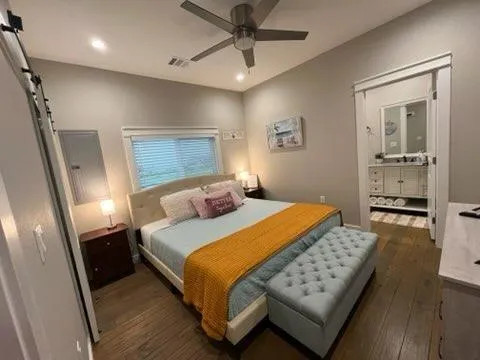 1059 Shady Lane Gilchrist, TX 77617