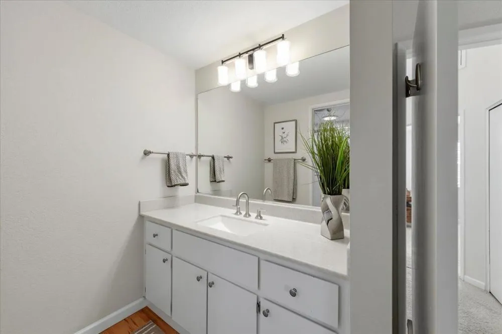 1176 Bird Avenue San Jose, CA 95125