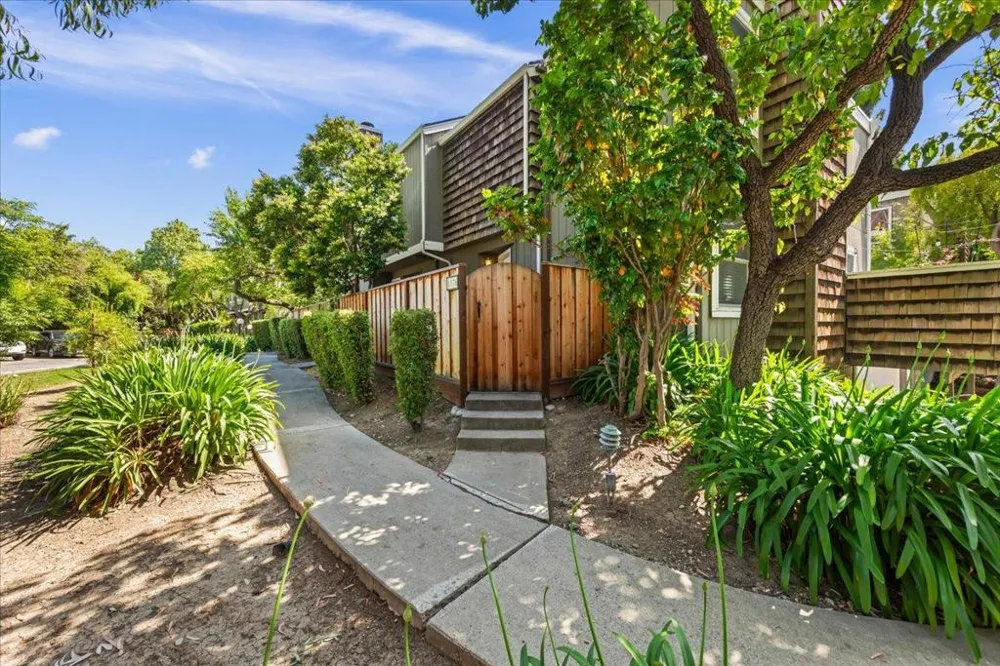 1176 Bird Avenue San Jose, CA 95125