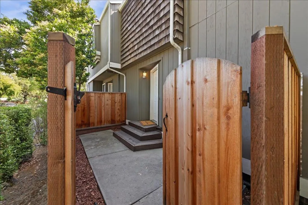 1176 Bird Avenue San Jose, CA 95125