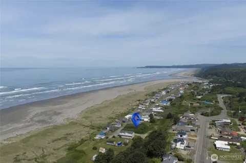 1 Pacific Avenue