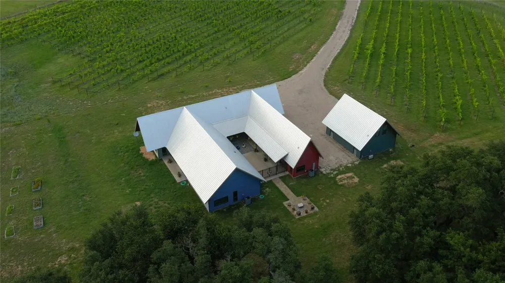 25270 State Highway 6 Hico, TX 76457