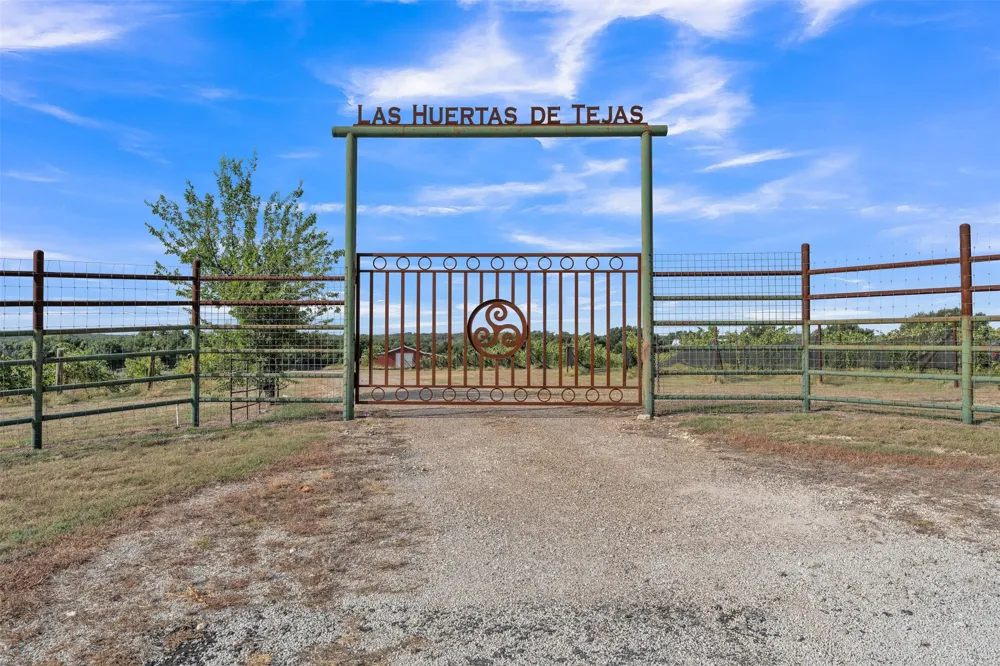 25270 State Highway 6 Hico, TX 76457
