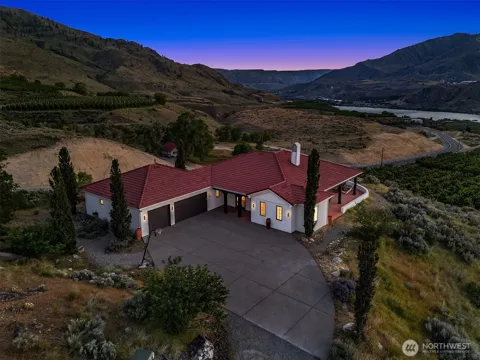 27 Ridge Road