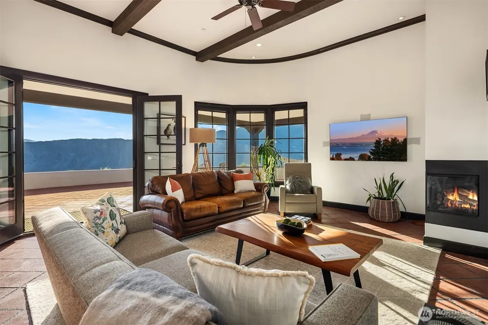 27 Ridge Road Orondo, WA 98843