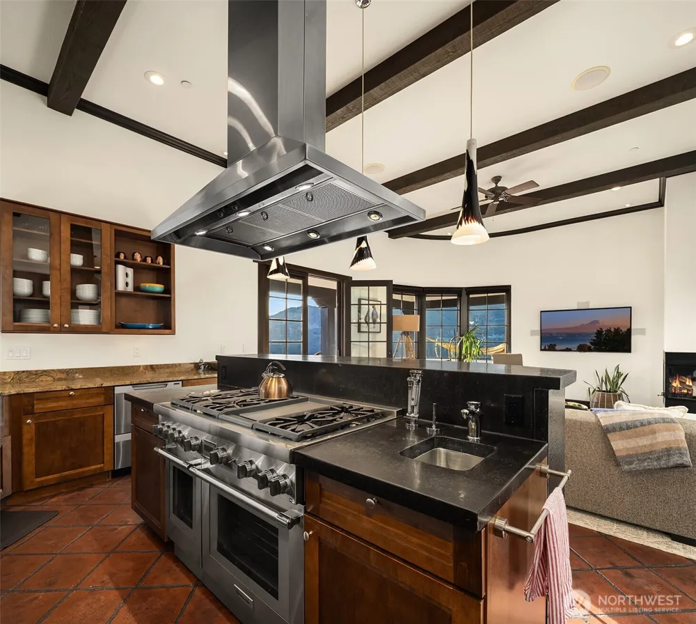 27 Ridge Road Orondo, WA 98843