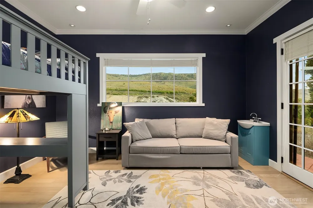 27 Ridge Road Orondo, WA 98843