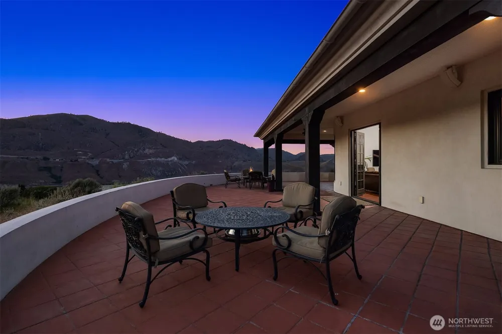 27 Ridge Road Orondo, WA 98843
