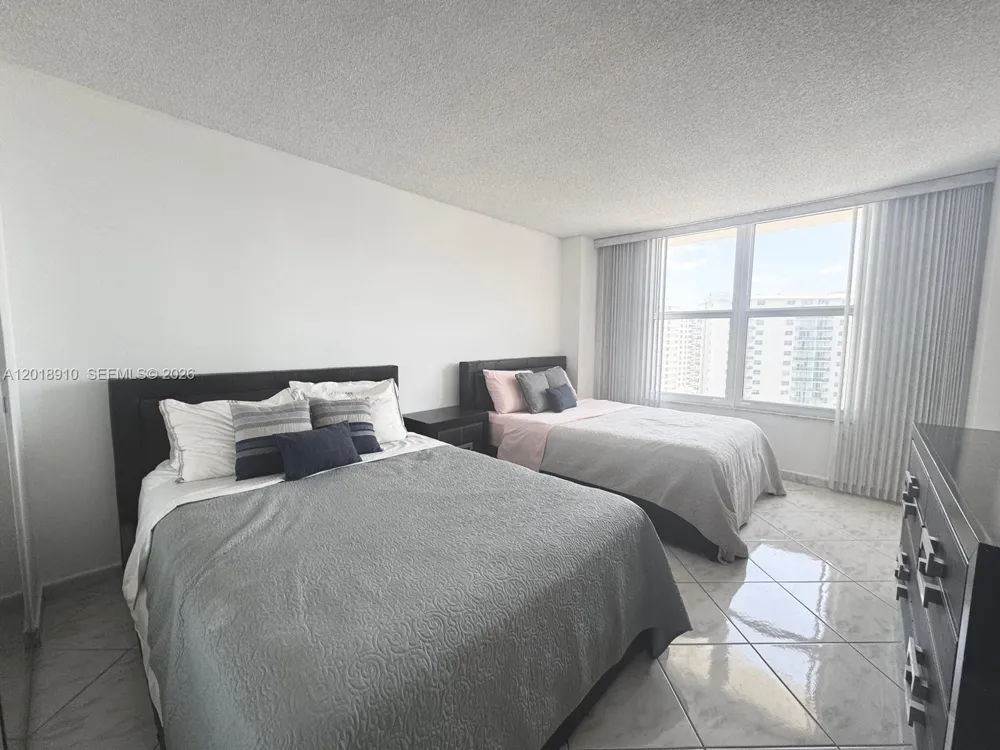 3800 S Ocean Dr #1114 Hollywood, FL 33019