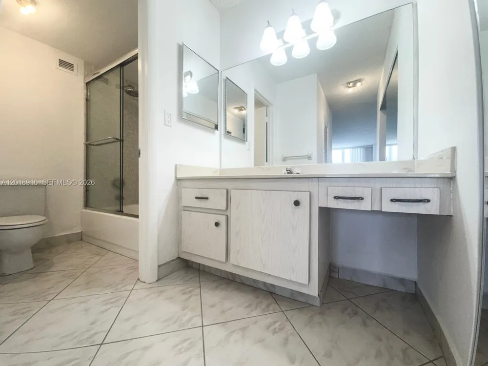 3800 S Ocean Dr #1114 Hollywood, FL 33019