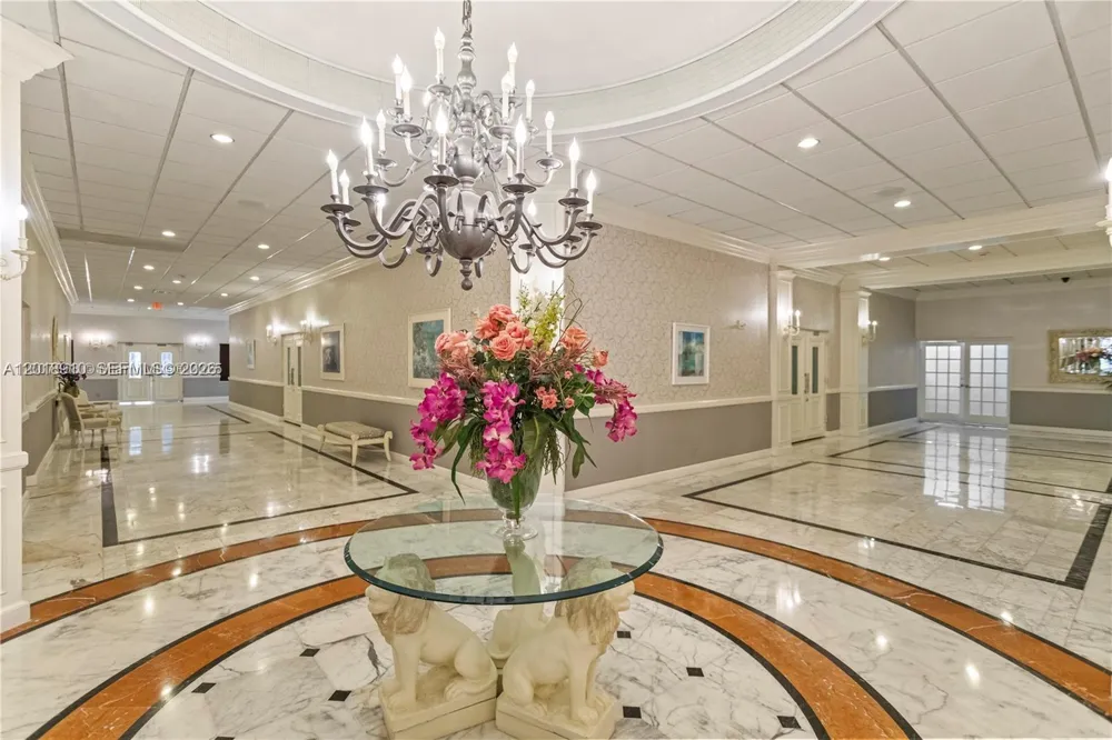 3800 S Ocean Dr #1114 Hollywood, FL 33019