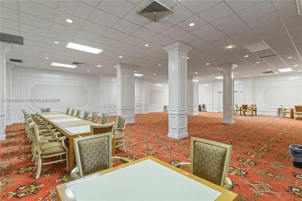 3800 S Ocean Dr #1114 Hollywood, FL 33019