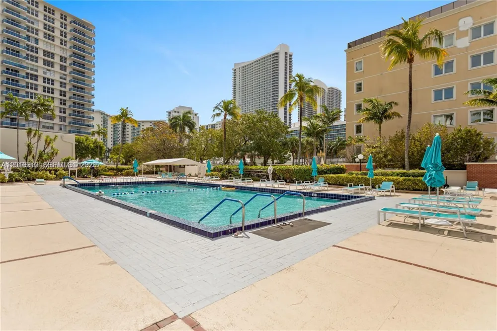 3800 S Ocean Dr #1114 Hollywood, FL 33019