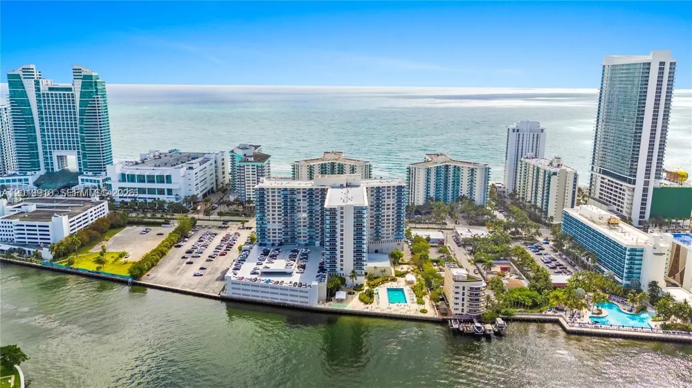 3800 S Ocean Dr #1114 Hollywood, FL 33019
