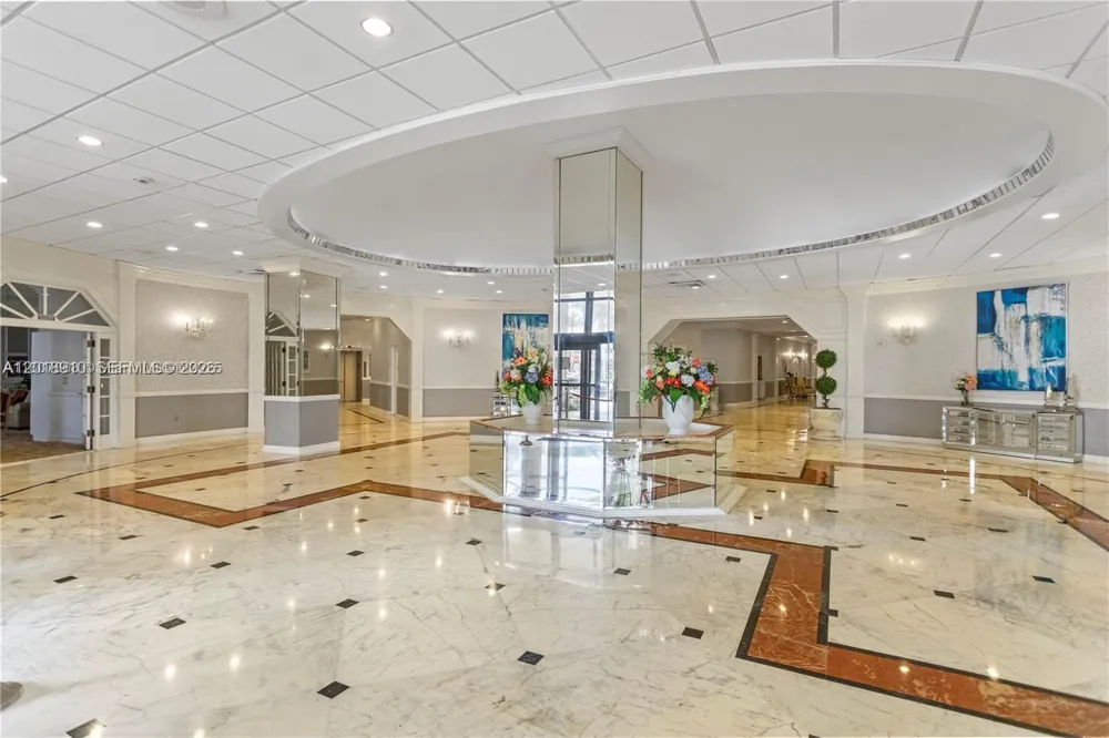 3800 S Ocean Dr #1114 Hollywood, FL 33019
