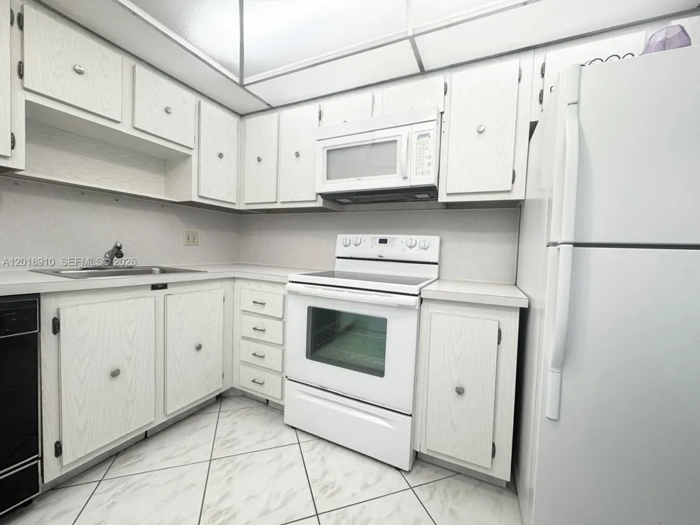 3800 S Ocean Dr #1114 Hollywood, FL 33019