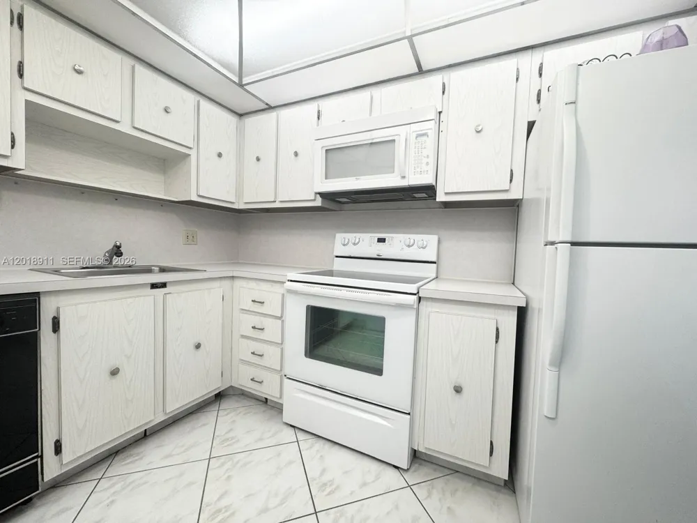 3800 S Ocean Dr #1114 (AVAILABLE NOW) Hollywood, FL 33019
