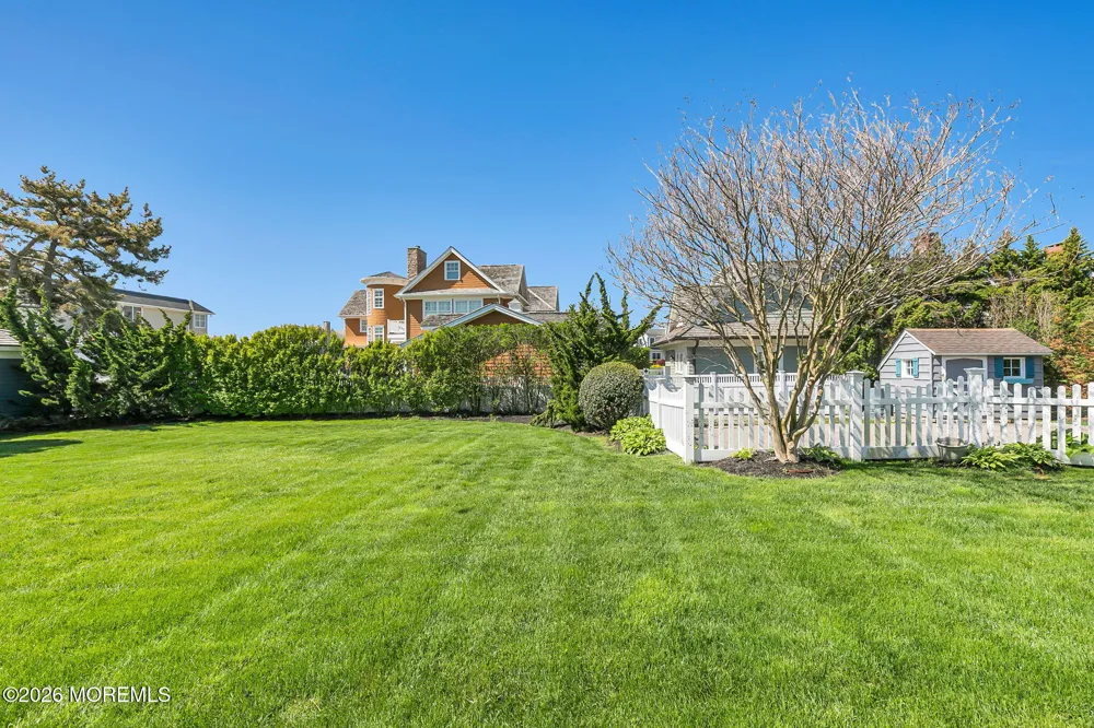 5 Lorraine Avenue Spring Lake, NJ 07762