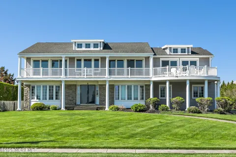 5 Lorraine Avenue