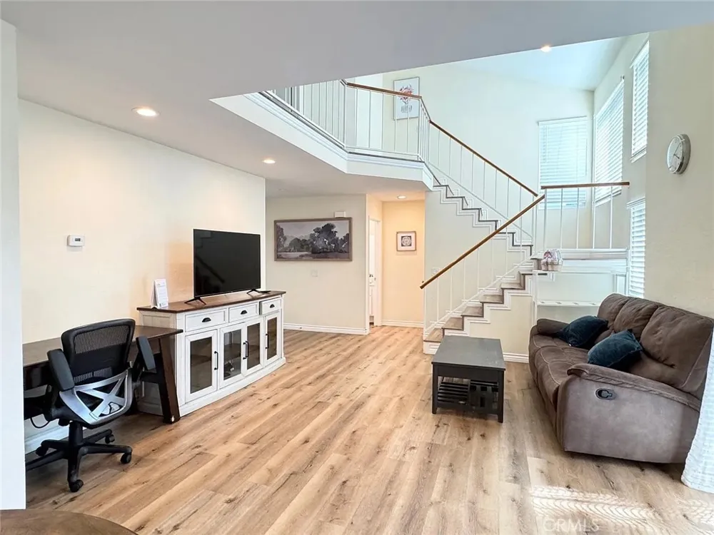1419 Millcreek West Covina, CA 91791