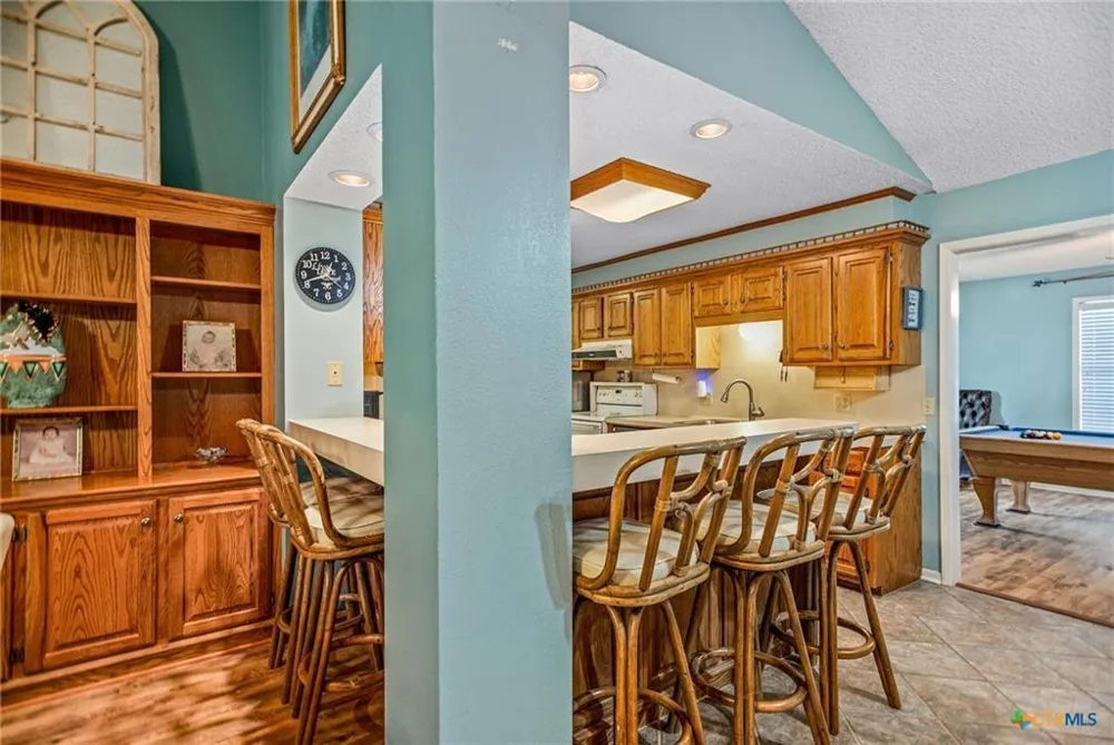 540 Royal Road Port Lavaca, TX 77979