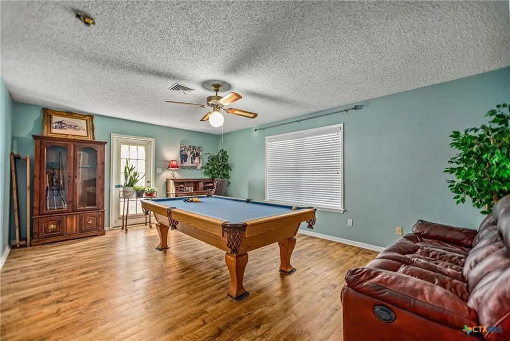 540 Royal Road Port Lavaca, TX 77979