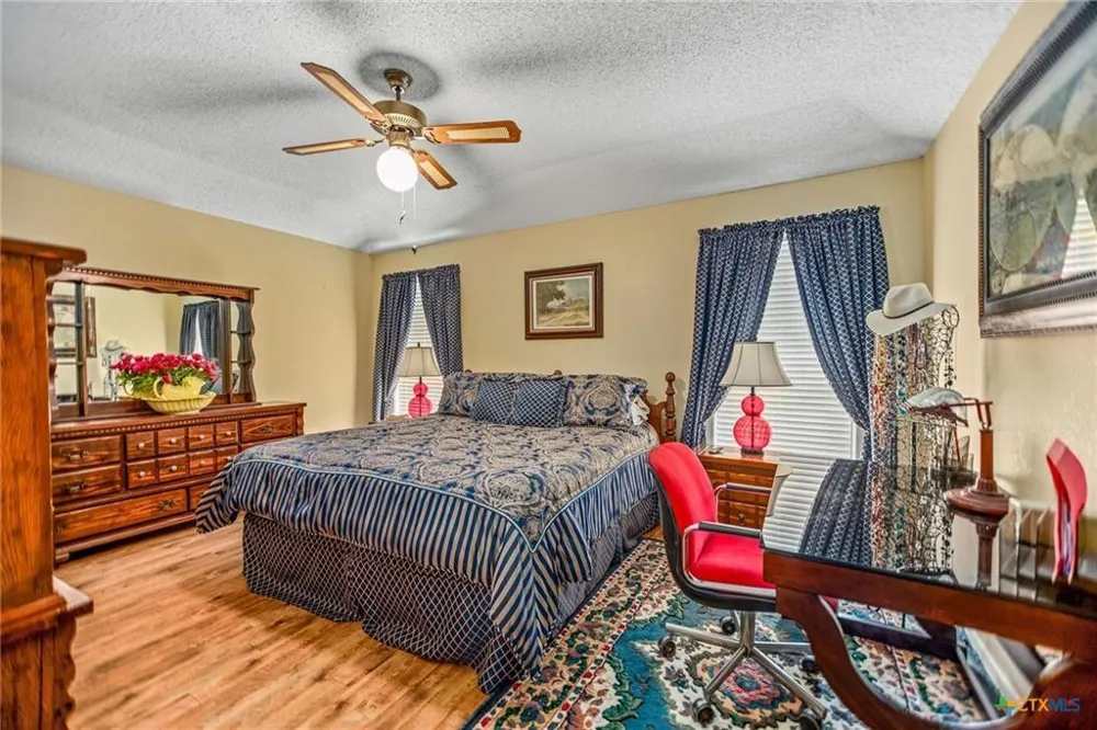 540 Royal Road Port Lavaca, TX 77979