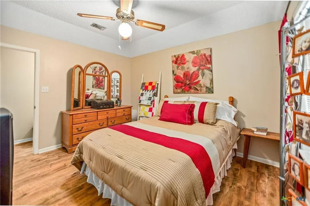 540 Royal Road Port Lavaca, TX 77979