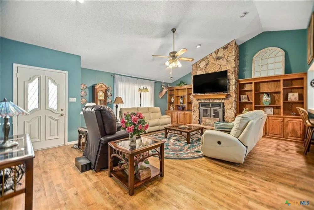540 Royal Road Port Lavaca, TX 77979