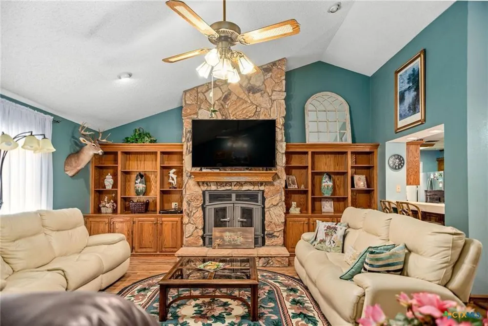540 Royal Road Port Lavaca, TX 77979