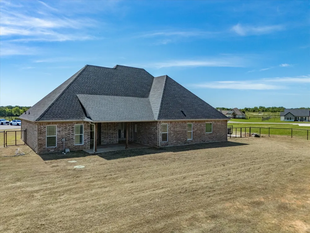 105 Carls Court Boyd, TX 76023