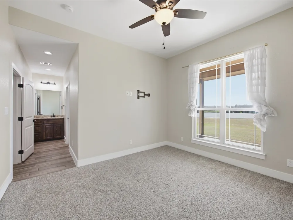 105 Carls Court Boyd, TX 76023