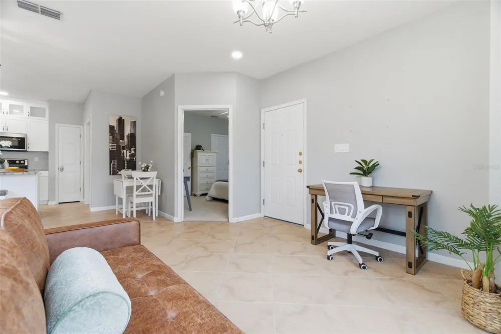 10764 70TH AVENUE #6206 Seminole, FL 33772