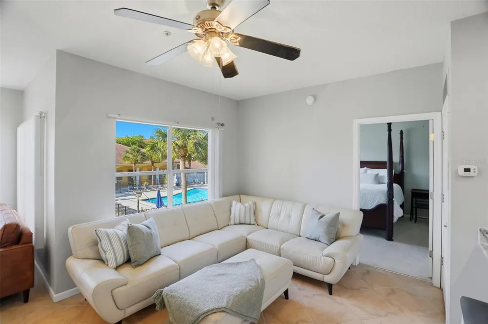 10764 70TH AVENUE #6206 Seminole, FL 33772