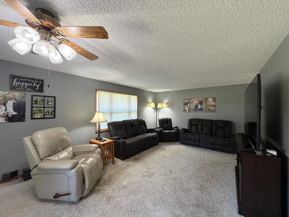 610 W Elizabeth Street Edgerton, MN 56128