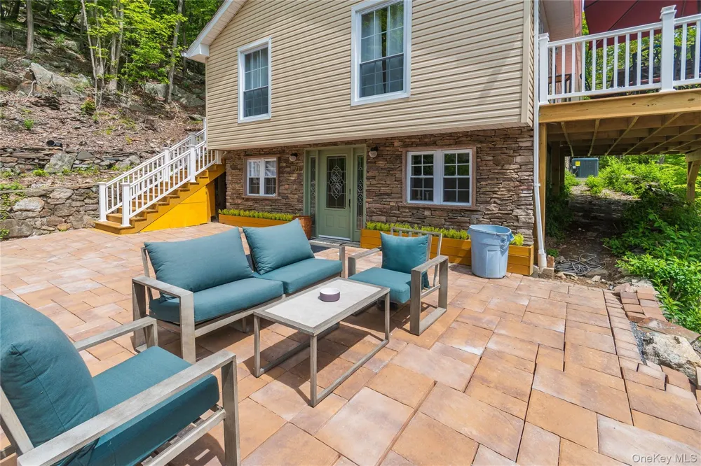 71 Deer Trail Greenwood Lake, NY 10925