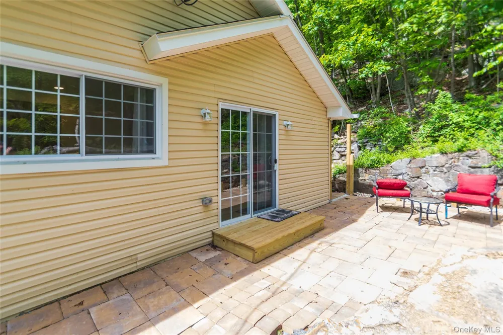 71 Deer Trail Greenwood Lake, NY 10925