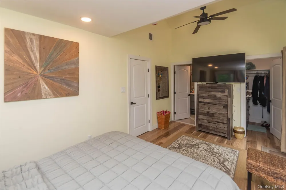 71 Deer Trail Greenwood Lake, NY 10925